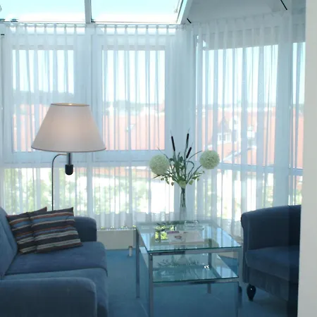 מלון דירות Arkadia 3*